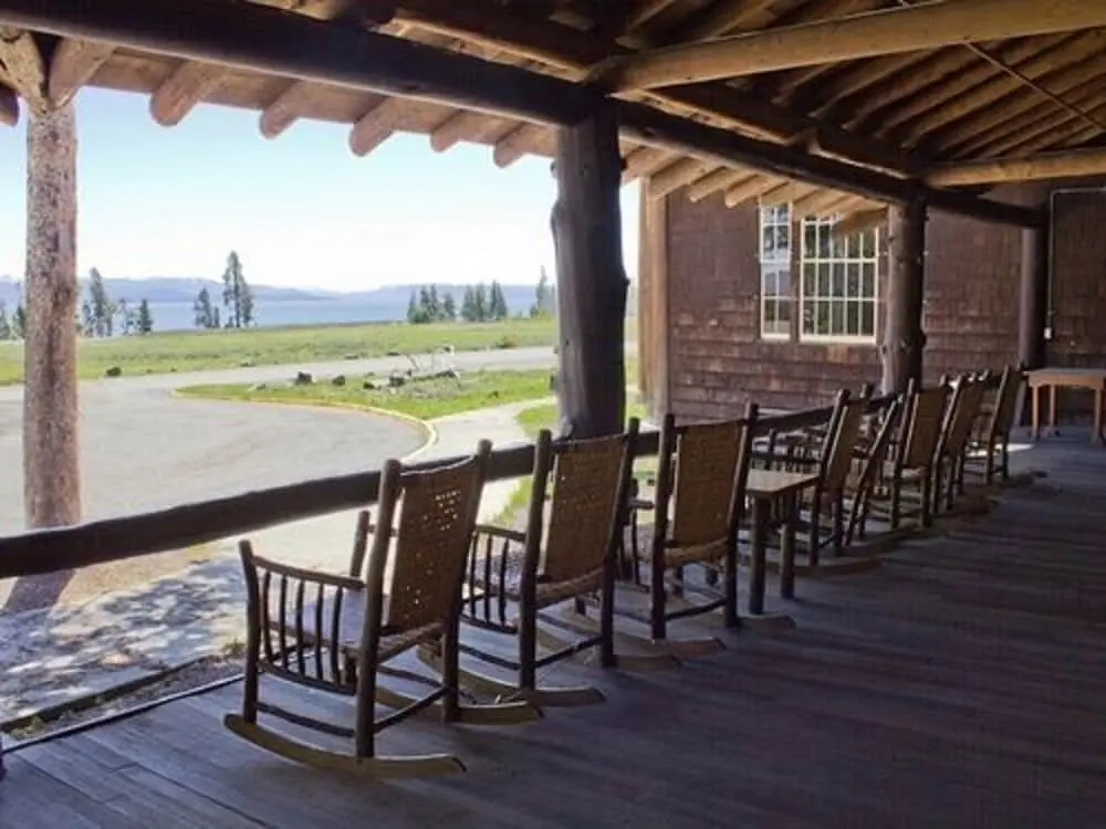 Lake Lodge