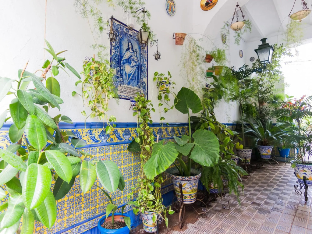 Misterhost Patio de las Flores Triana