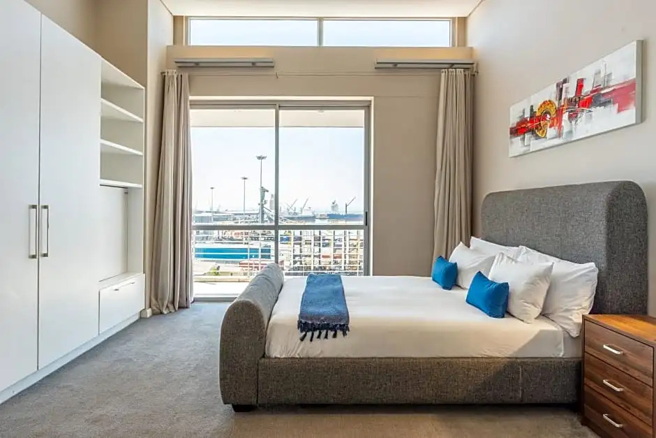 V&A Waterfront Luxury by Nivar