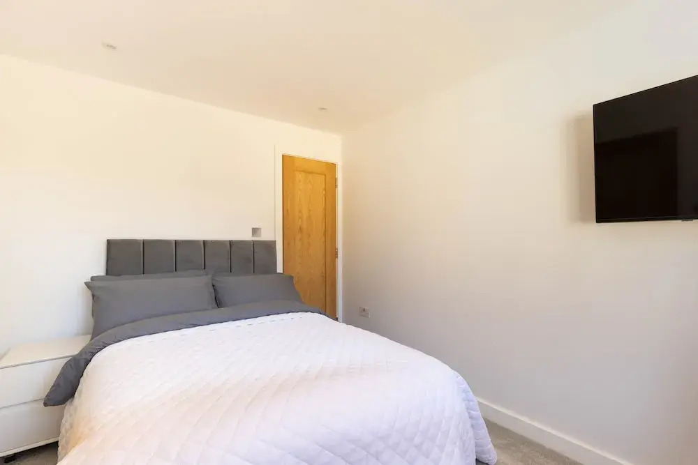 Spacious 4Bd Smart Home In Idyllic Rural Setting