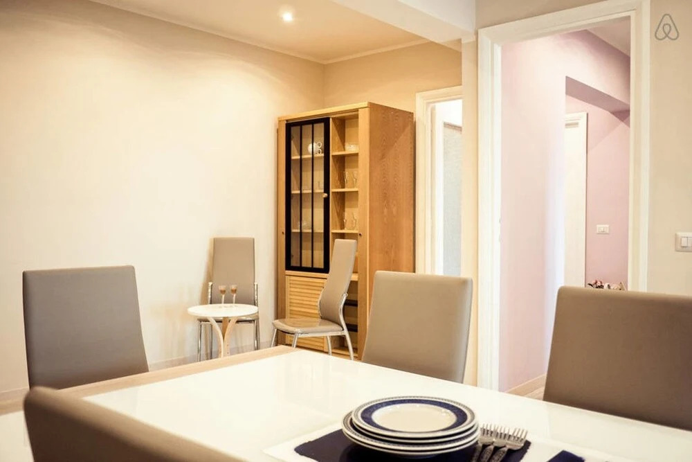 Renewed, Colorful Flat for Families up to 7 Guests