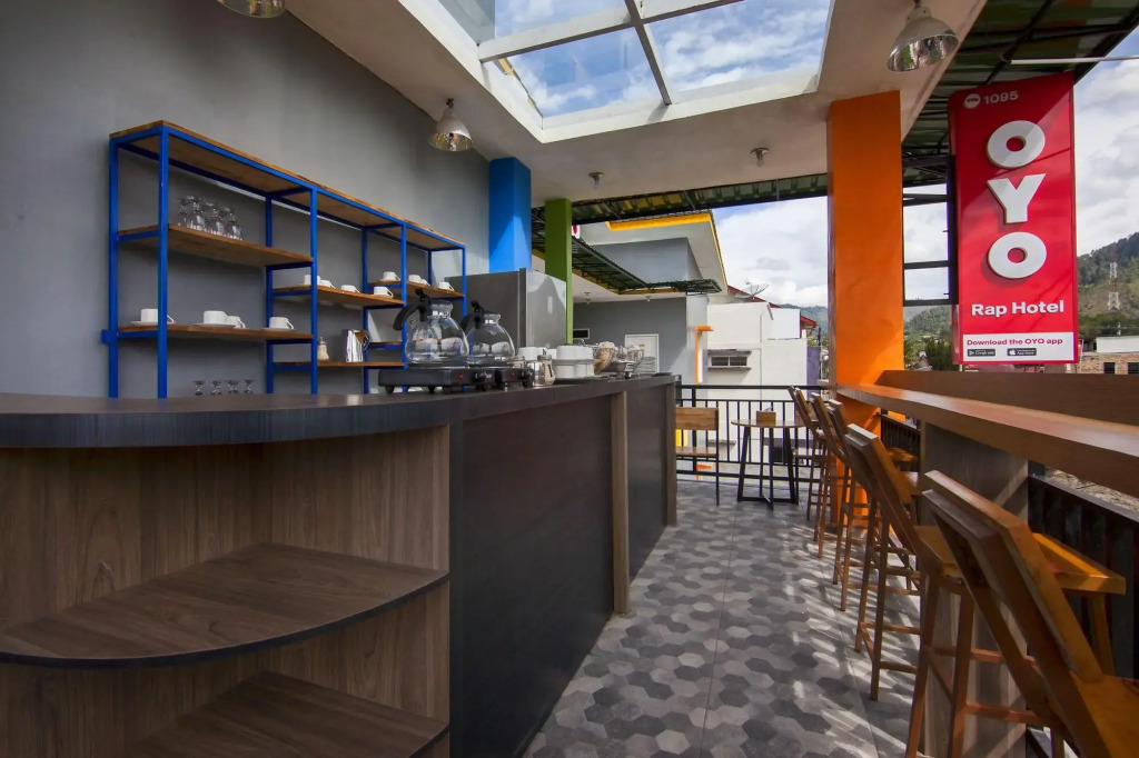 OYO 1095 Rap Hotel