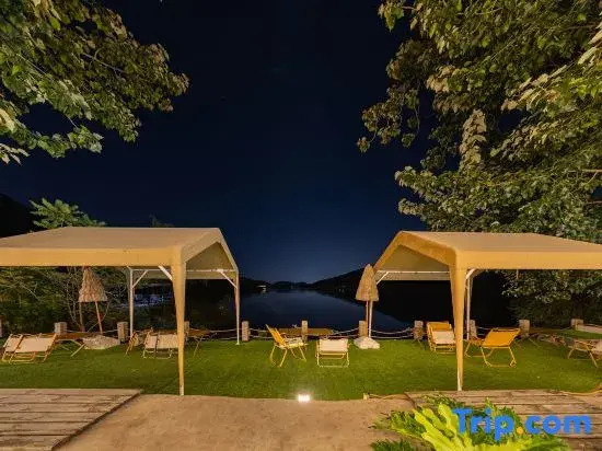 Hiiinn Coffee·Lake View Homestay
