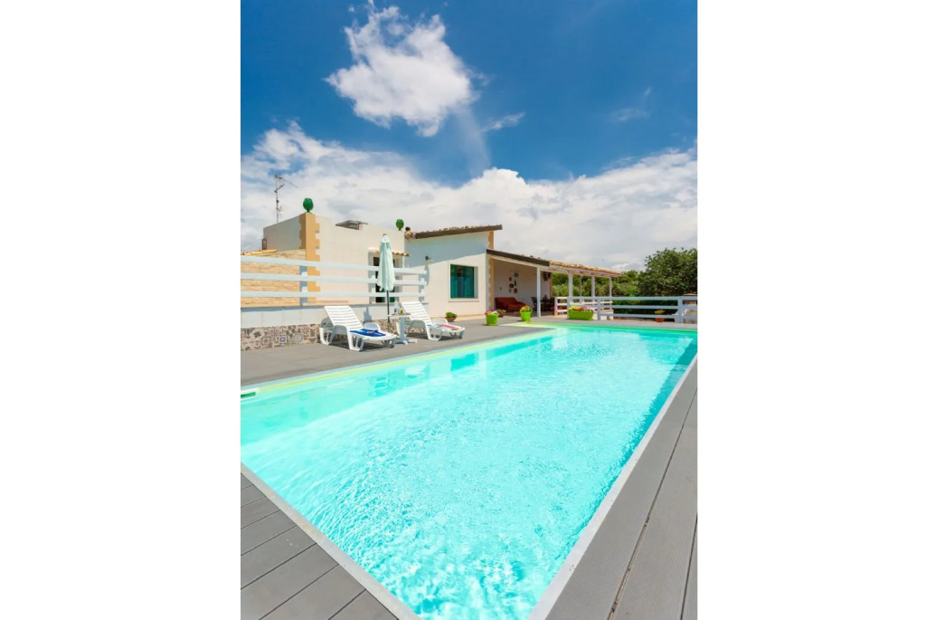 Villa Renzo Large Private Pool Sea Views A C Wifi