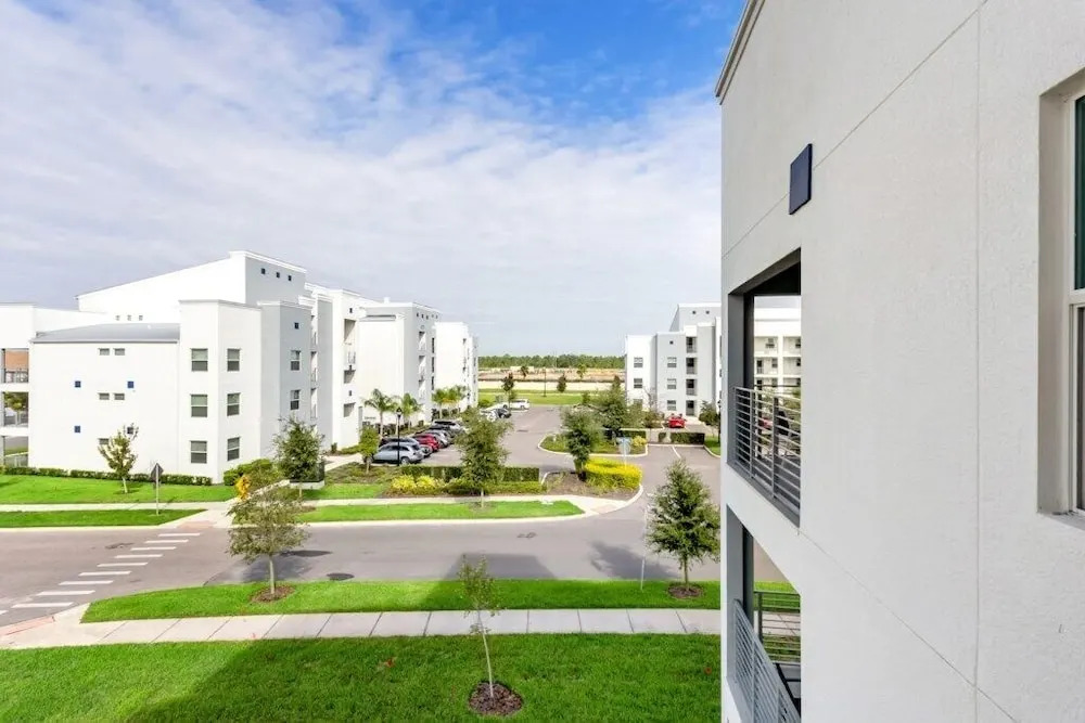 Beautiful 2 Bdrm 2 BA Condo