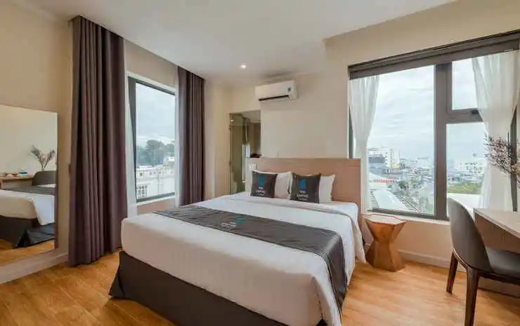 The Empire Hotel