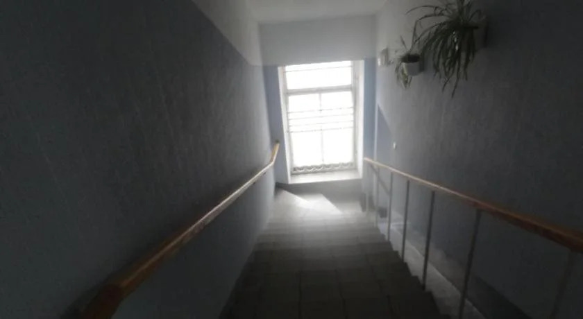 Sia Rebir D, Hotel Rebir