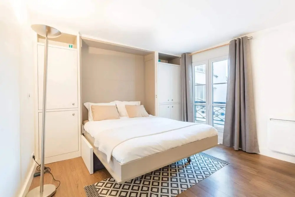 GuestReady - Designer Studio for 2 close to Louvre Museum!
