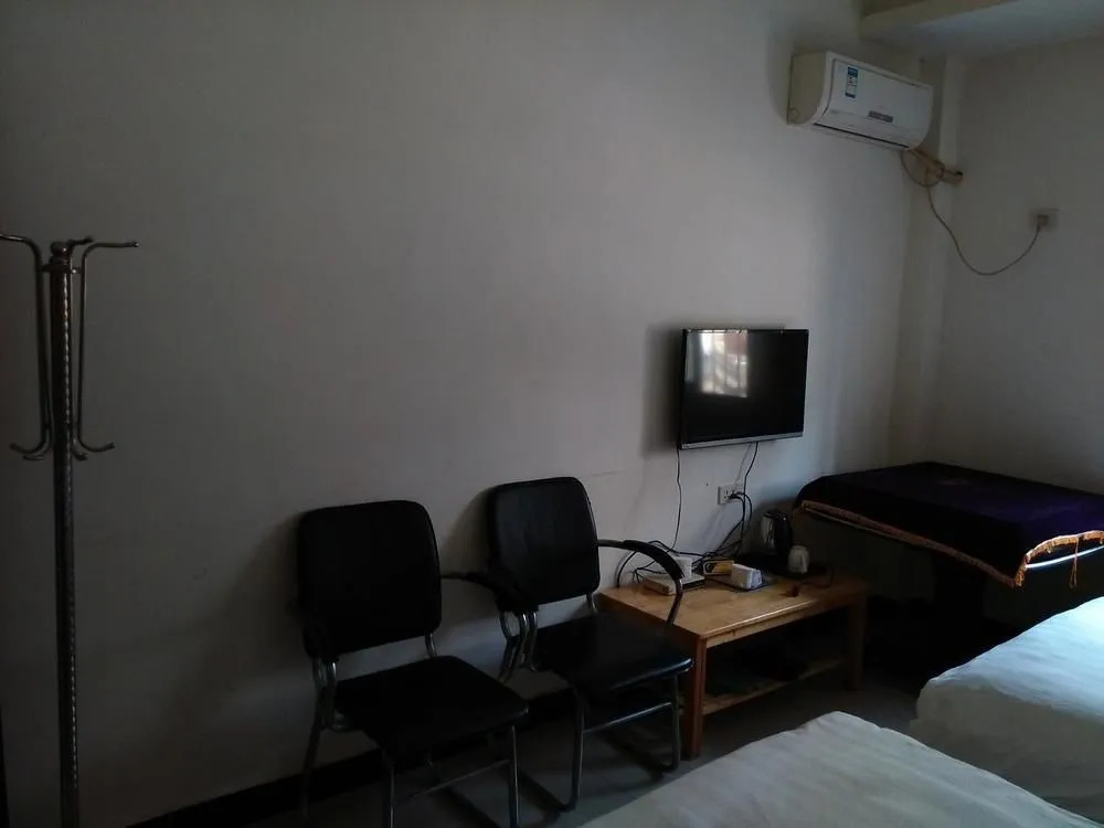 Fengqing Express Hotel
