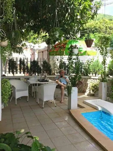 Nancy Caviar Villa