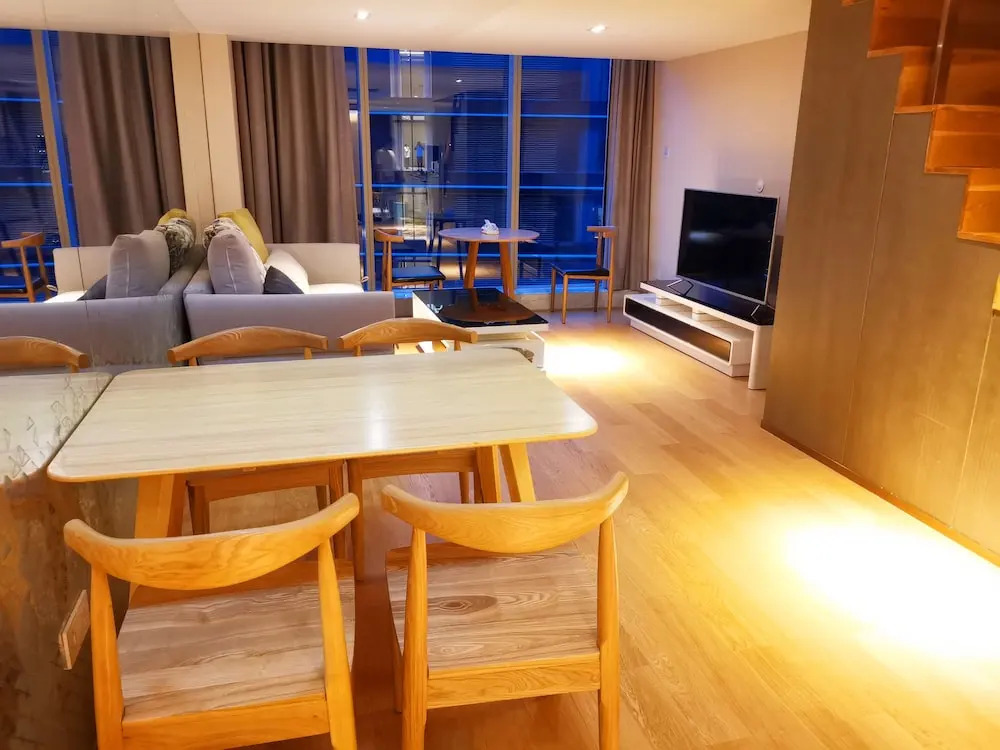 EFC Qingchengli Loft Apartment