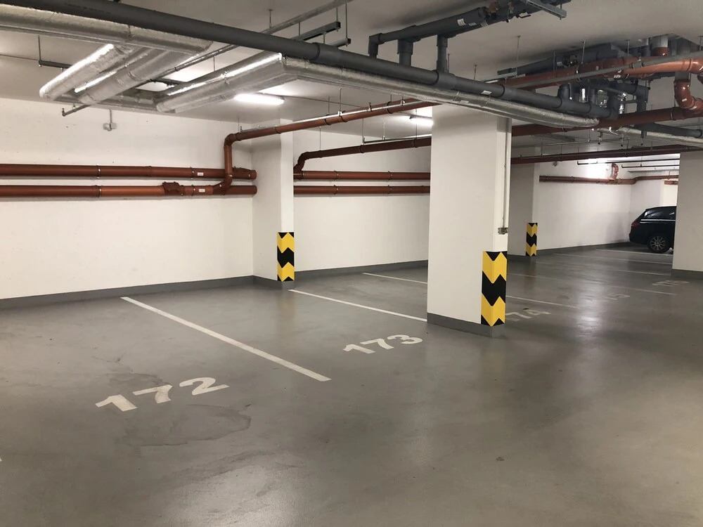 DeLuxe Apartments