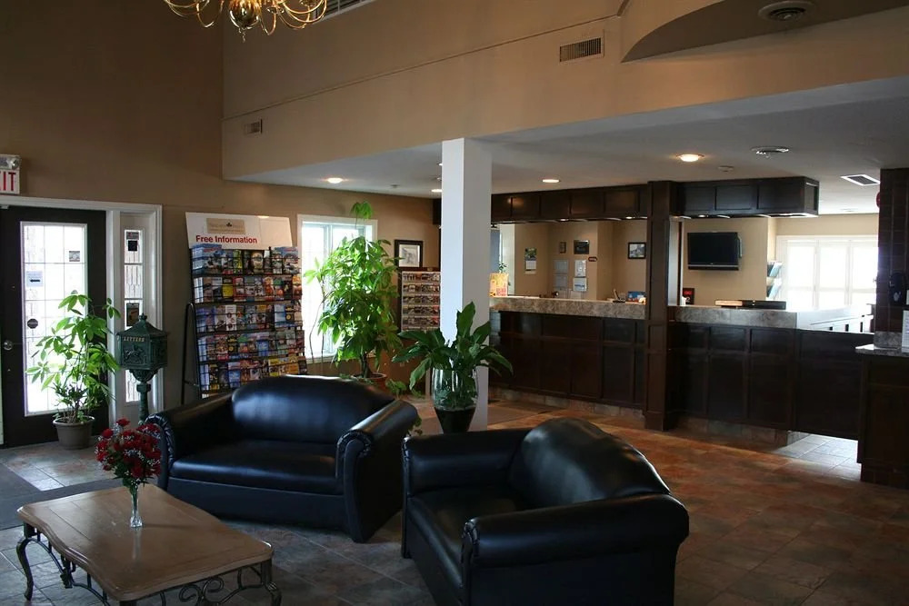 Carriage House Motor Lodge