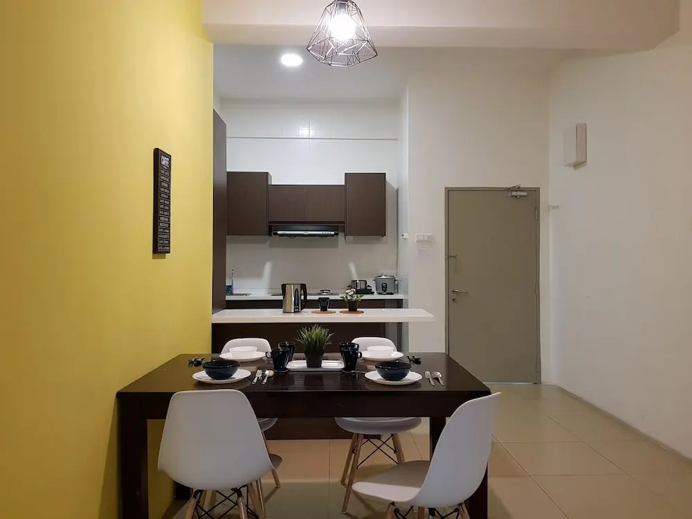 Play Residence at Golden Hills