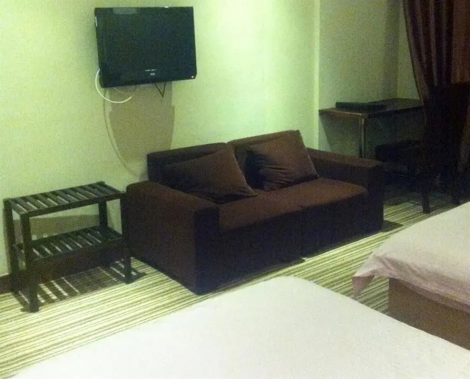 Ninghai Wuyiju 519 Business Hotel
