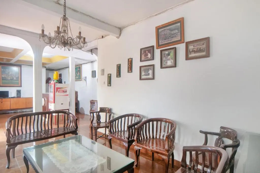 Danysa Guest House Jakarta RedPartner