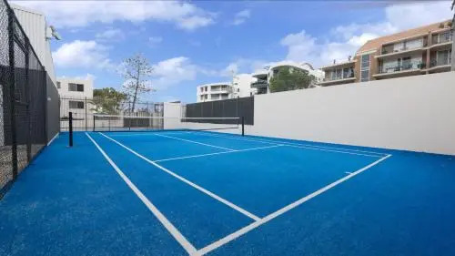Monterey Lodge Unit 10, 27 Warne Terrace. Kings Beach