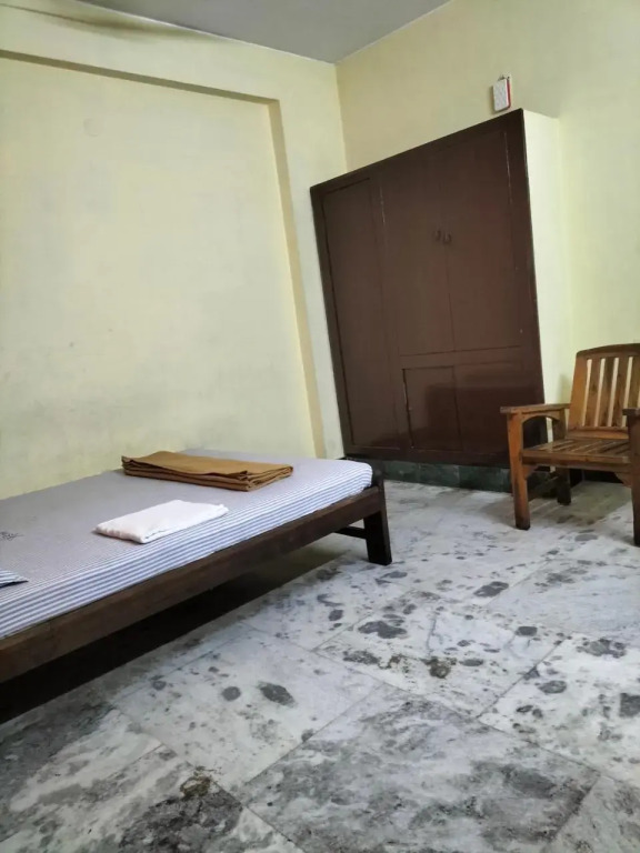 Hotel Eswara Lodge