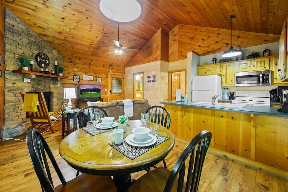 Location Log Cabin Hot Tub Fireplace Pool Fishing