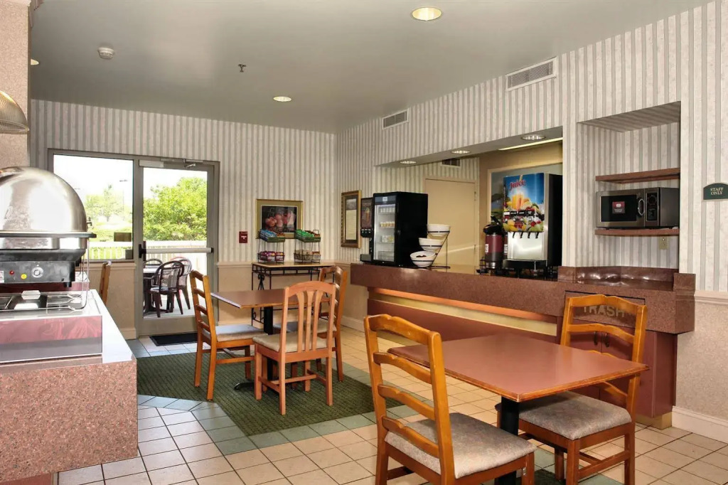 Comfort Inn Airport