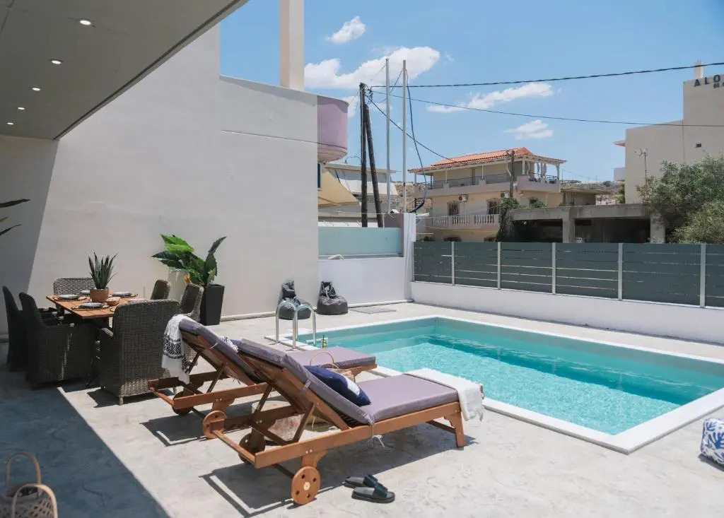 Villa Iceberg 2 with Pool