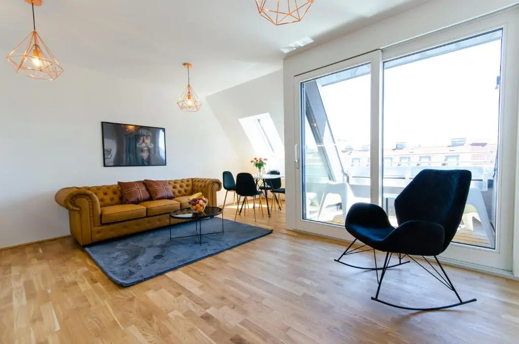 Grand Quarters City Residence