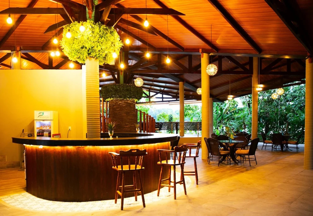 Aninga Lodge