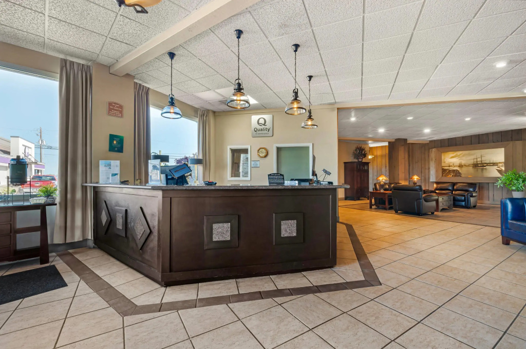 Quality Inn & Suites at Coos Bay