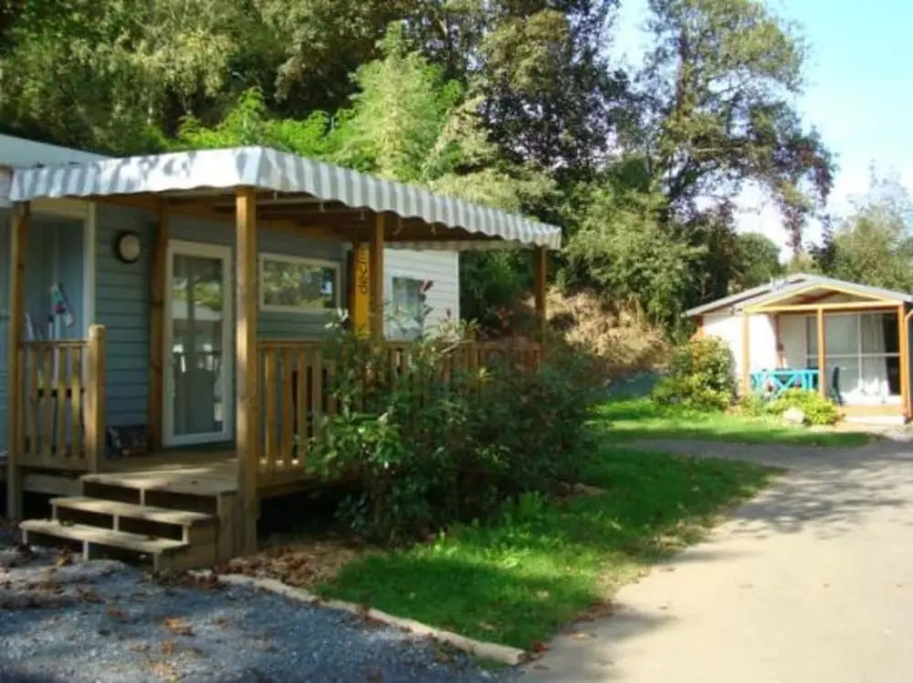CAMPING PLEIN SOLEIL