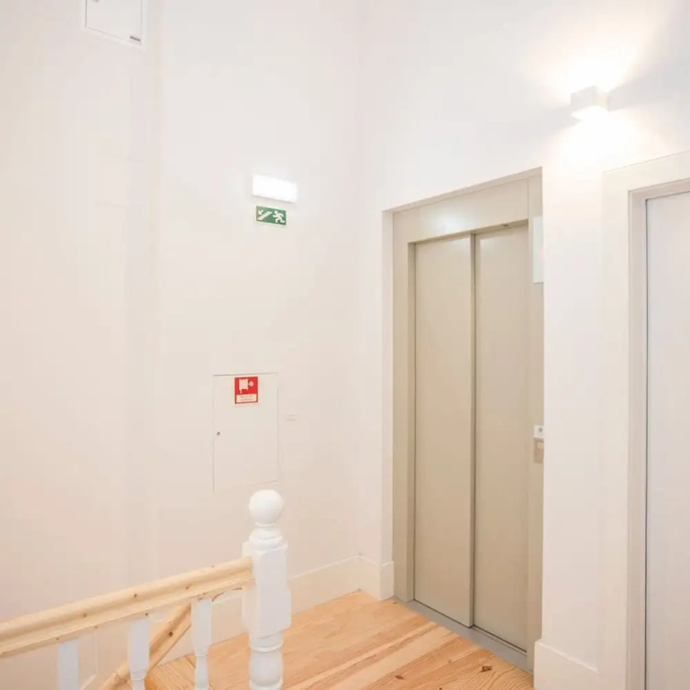Liiiving in Porto City View Apartment 1F