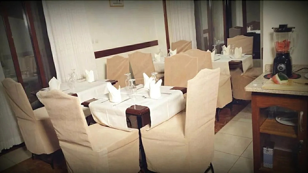 World House Gisozi Hotel