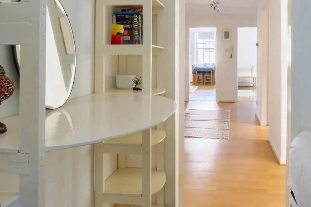 Charming 3 Bedroom Apartment in the Heart of Vibrant Old Town