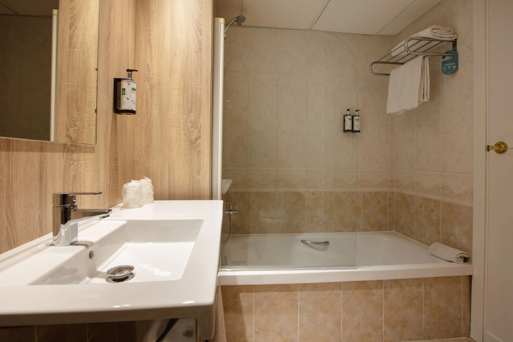Ponient Dorada Palace by PortAventura World - Available rates with tickets to PortAventura Park & Ferrari Land
