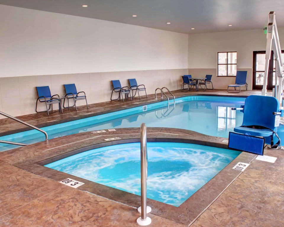 Comfort Inn & Suites Caldwell