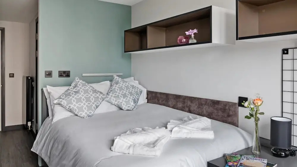 Comfortable and Convenient Studio