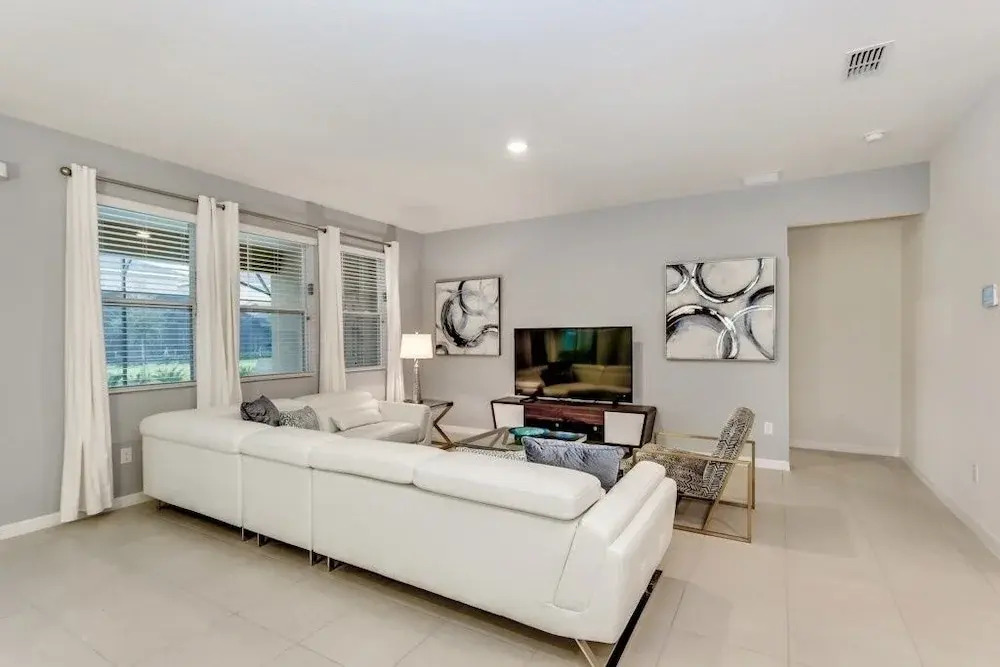 South Facing Pool/spa, Game Room Is Loaded! 6 Bedroom Villa by Redawning