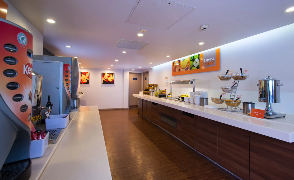 Holiday Inn Express Stoke-On-Trent by IHG