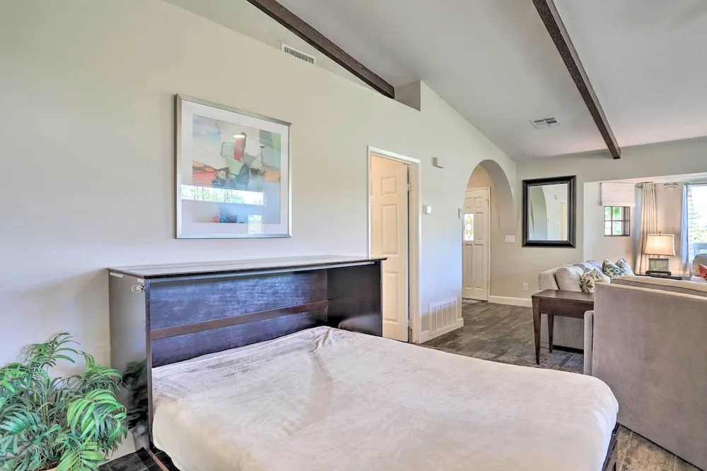 226242 3 BR Oasis w/ Hot Tub By Golf & Coachella!