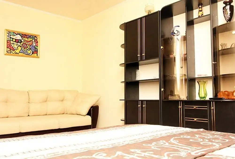 Улучшенные апартаменты «Apartlux Наметкина Suite»