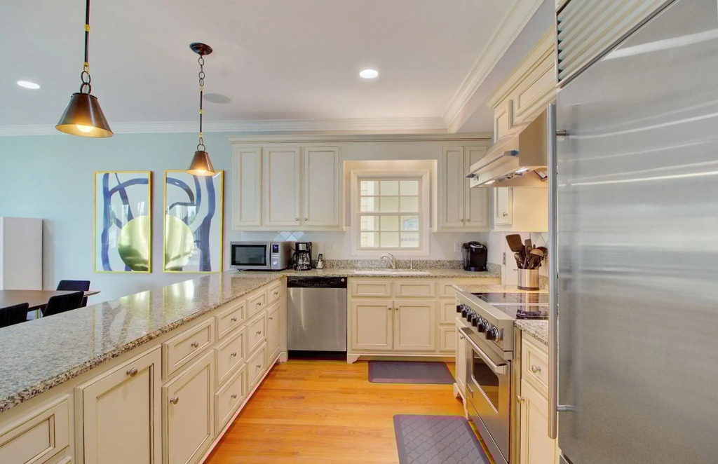 56 Grand Pavilion by Avantstay Oceanfront Deck + Views, Community Pool
