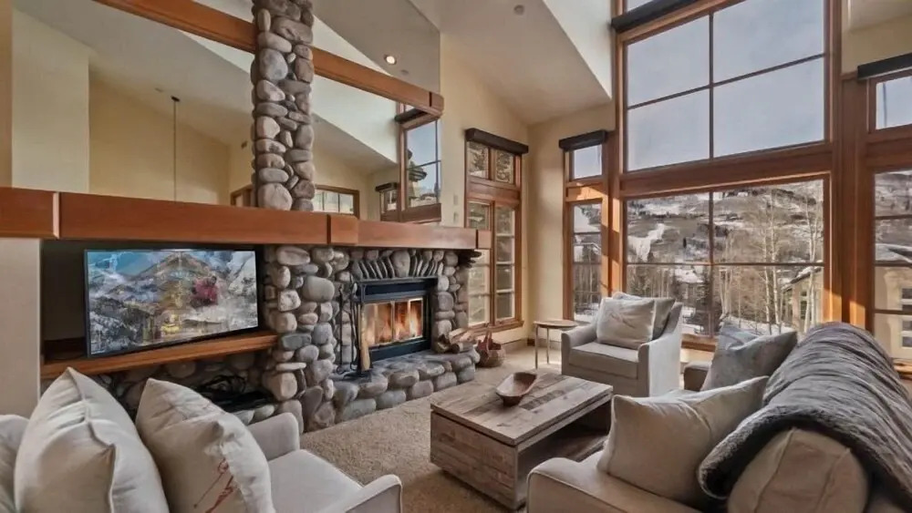 Beaver_creek_chalet_campo