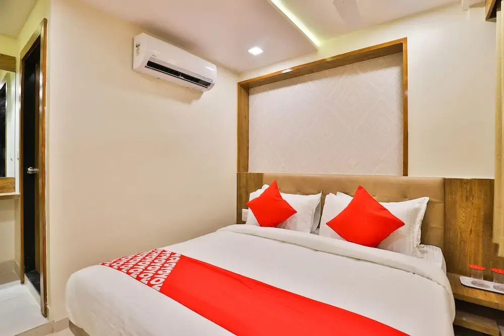 OYO 22673 Hotel Suncity