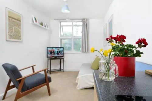 Central Hackney Apartment