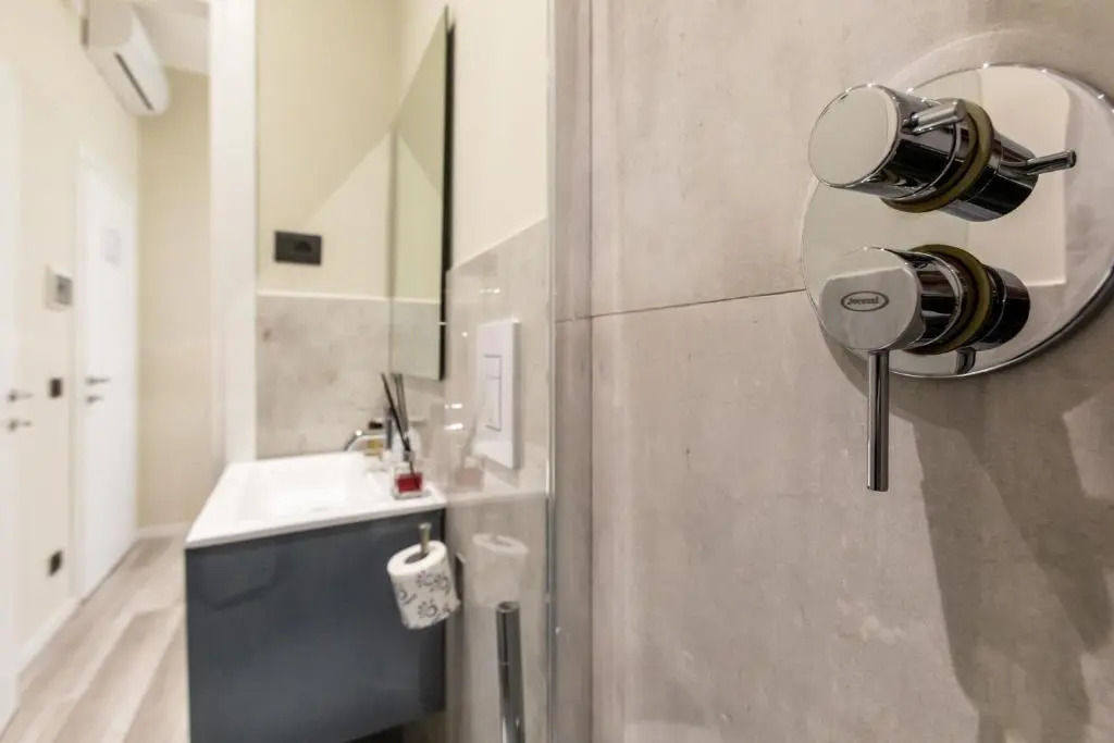 Suites 44 Via Cicerone - modern Rooms - Guesthouse close to Vaticano, San Pietro, Castel Santangelo