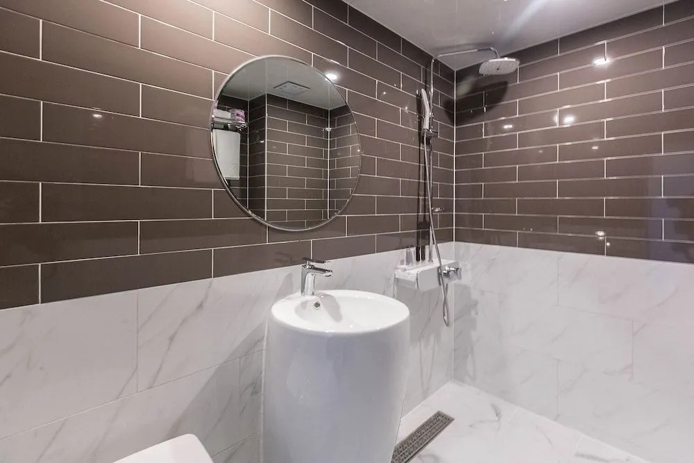 Brown Dot Hotel Geoje