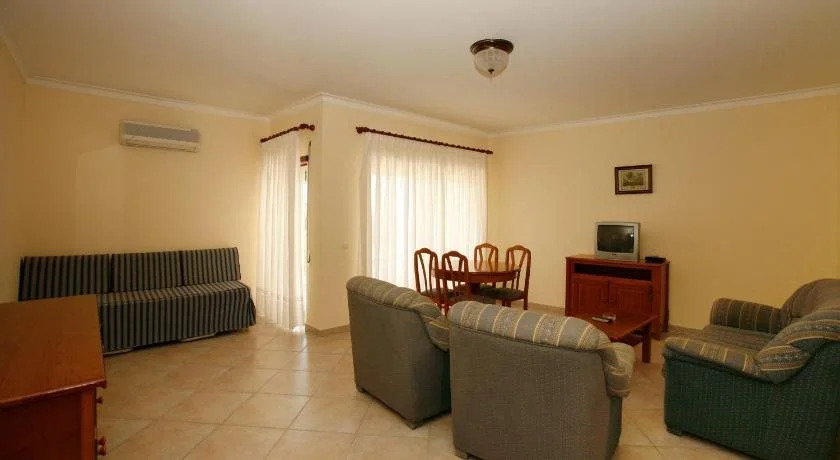 Apartamentos Coral do Vau