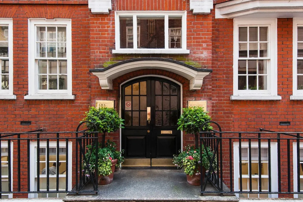 The Mayfair Cocoon - SME