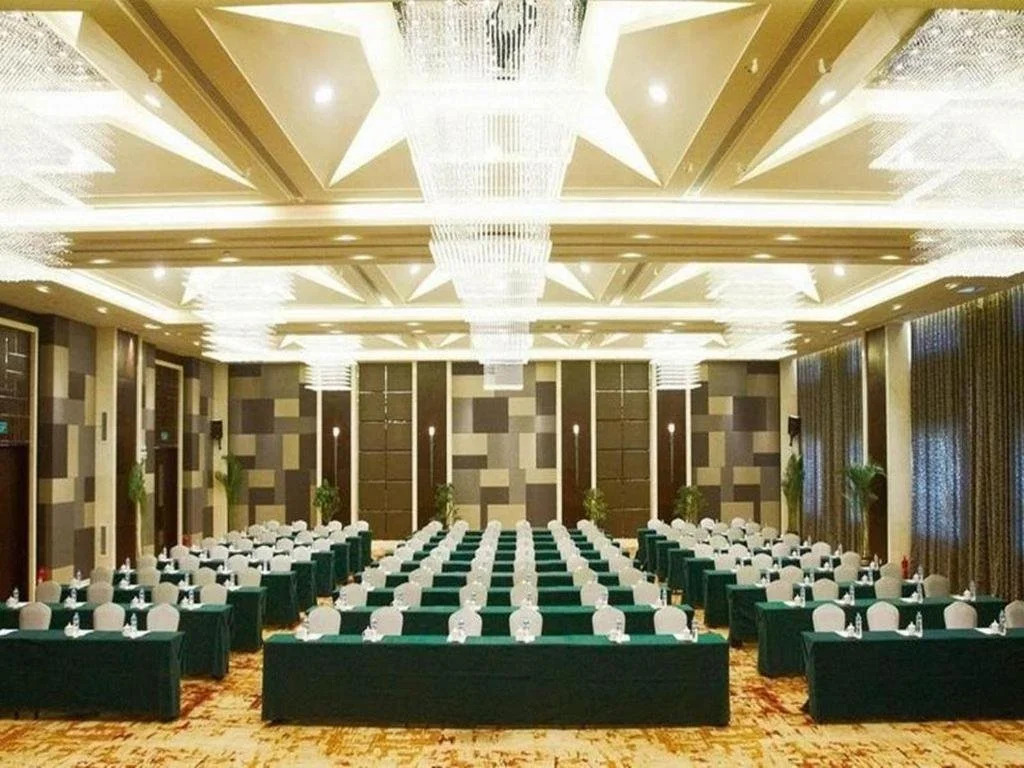 JunYue ShiYuan Hotel