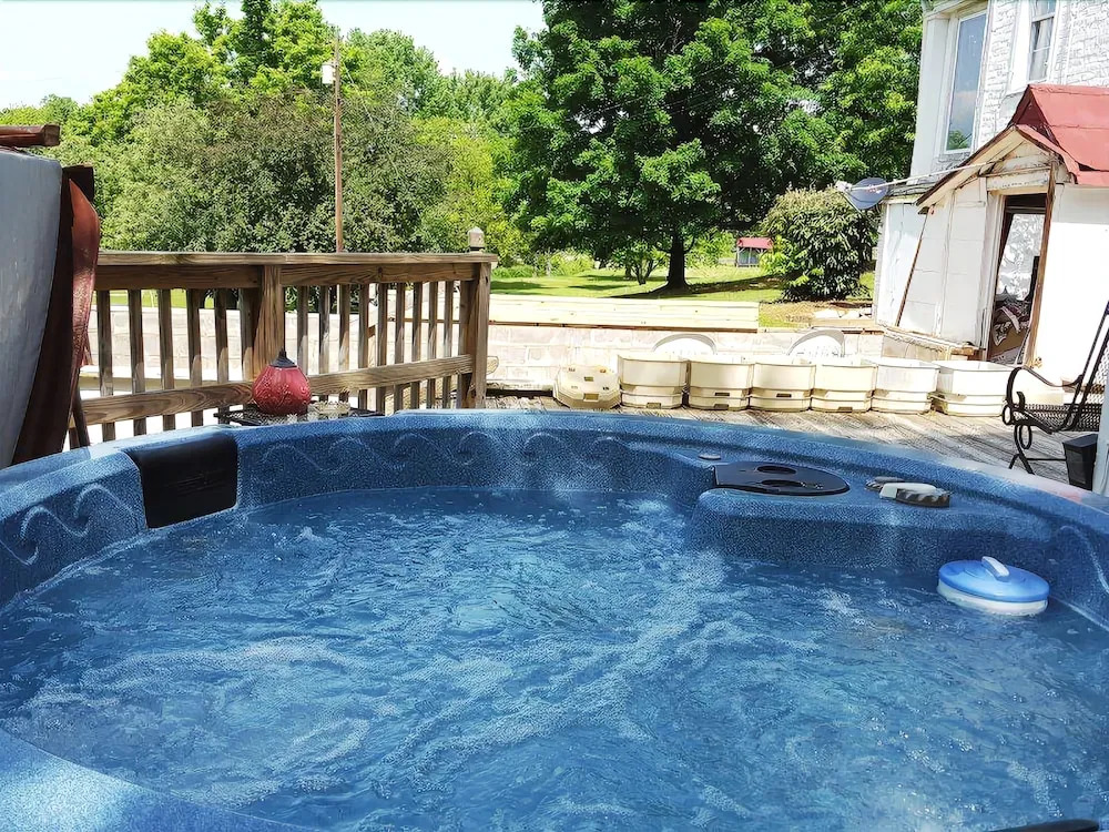 Spring_farm_retreat