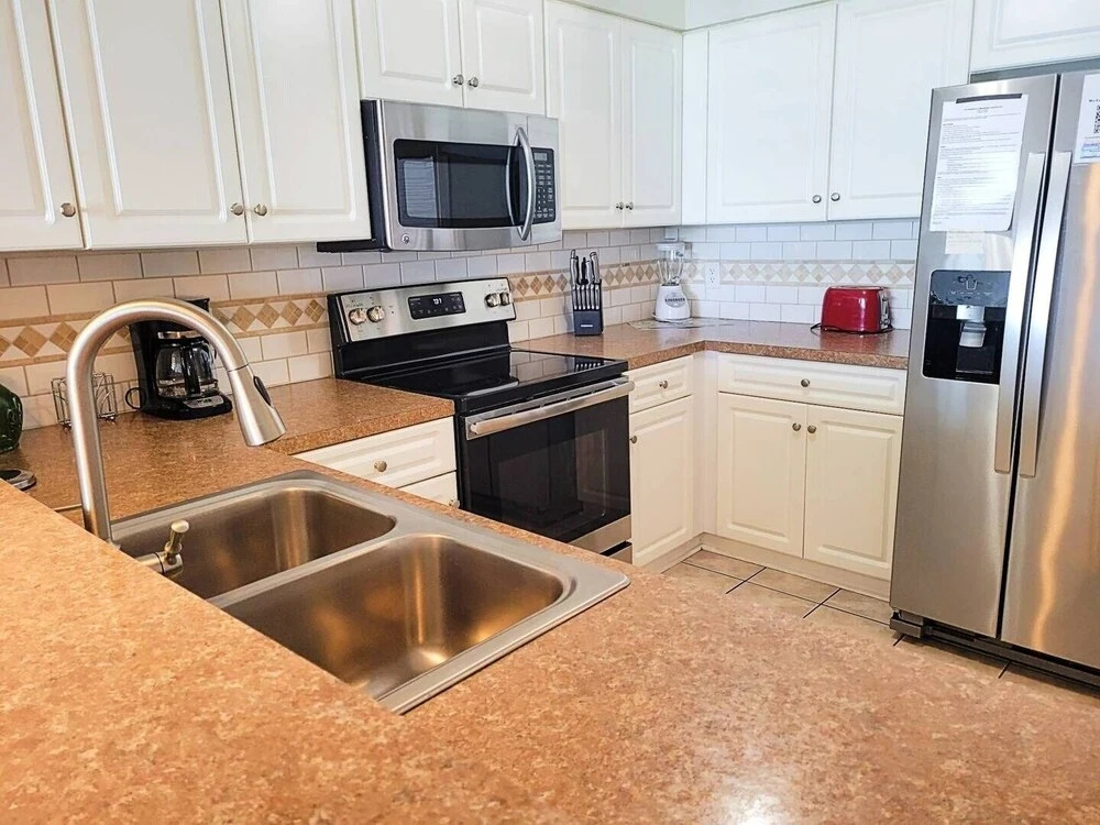 Ashworth 1005 4 Bedroom Condo by RedAwning, North Myrtle Beach